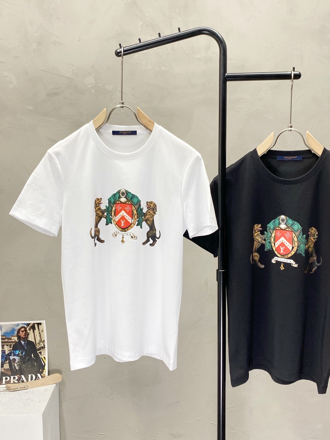    。Louis Vuitton路易威登💥独家专供新款原单男士休闲春夏短袖 高端  高端版本 时尚百搭