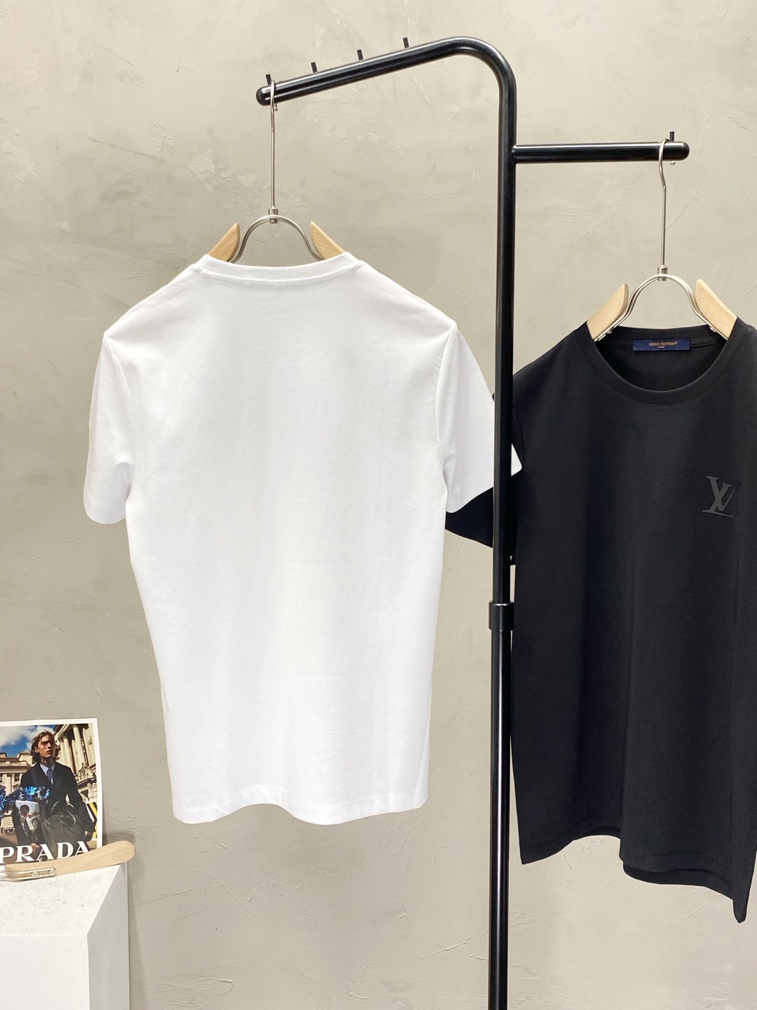    。Louis Vuitton路易威登💥独家专供新款原单男士休闲春夏短袖 高端  高端版本 时尚百搭