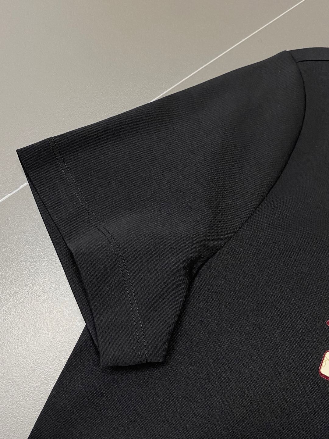    。Louis Vuitton路易威登💥独家专供新款原单男士休闲春夏短袖 高端  高端版本 时尚百搭