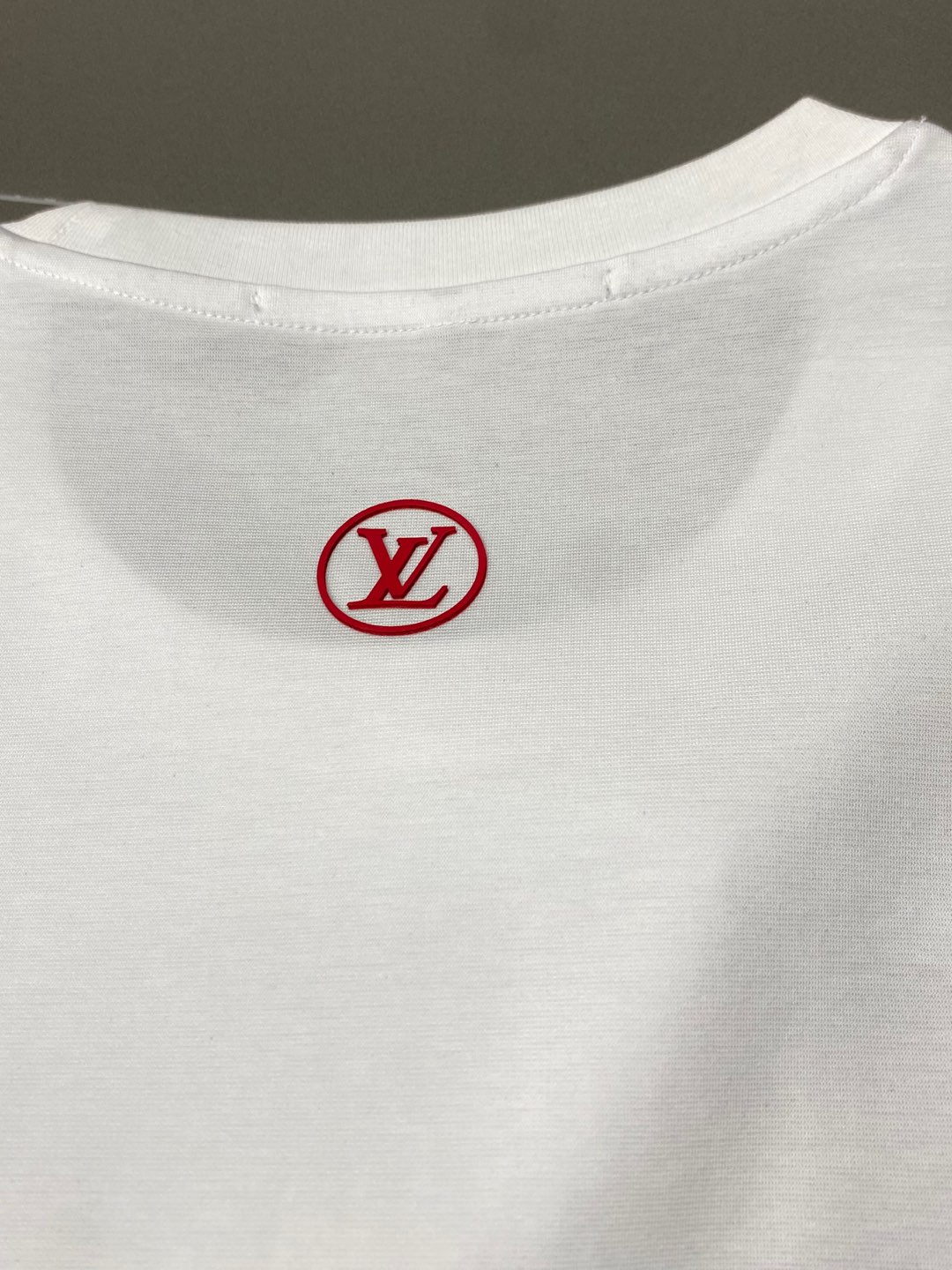    。Louis Vuitton路易威登💥独家专供新款原单男士休闲春夏短袖 高端  高端版本 时尚百搭