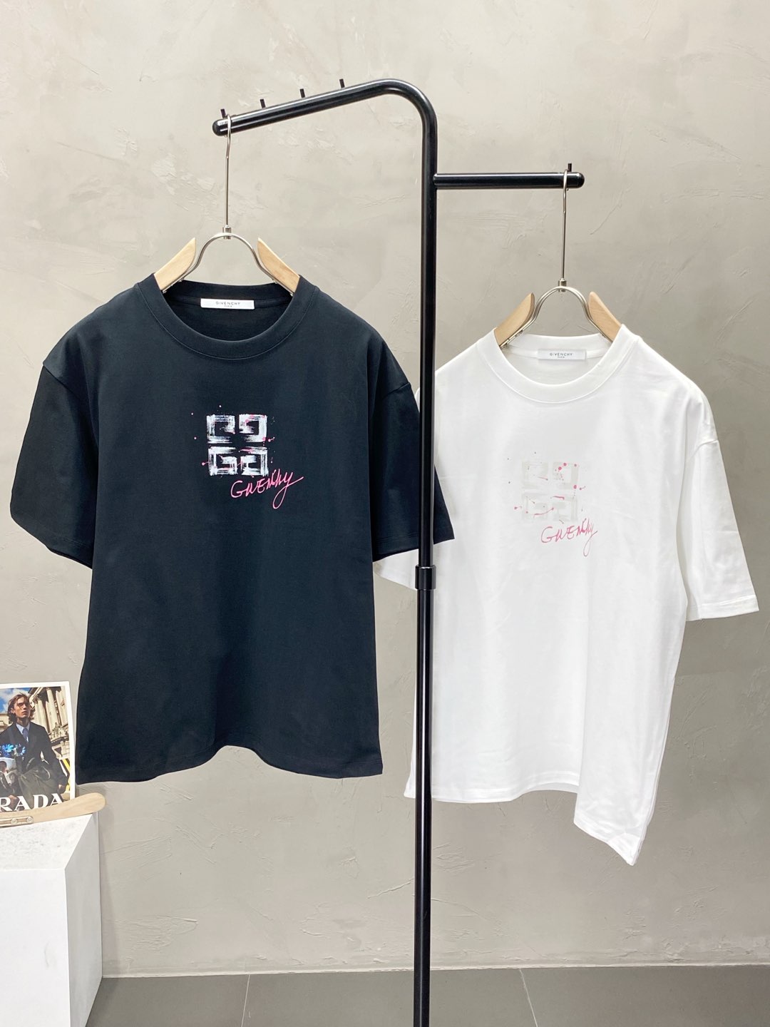    。Givenchy纪梵希💥独家专供新款原单男士休闲春夏短袖 高端  高端版本 时尚百搭爆款⚠️⚠️