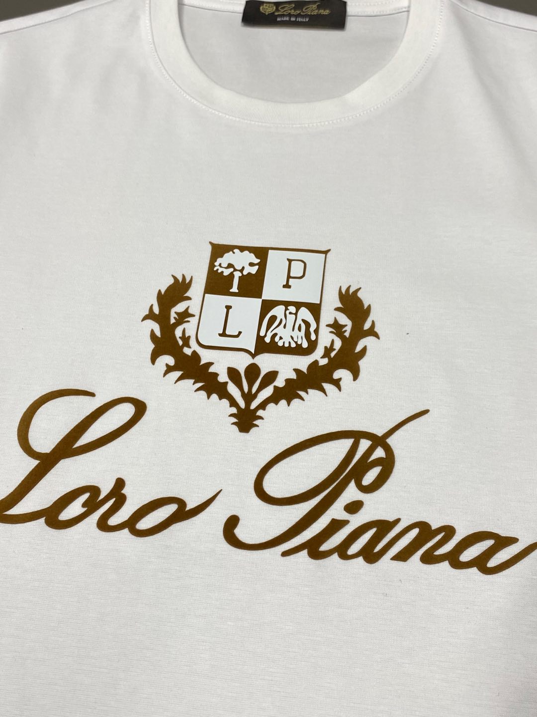    。lP🆕-Loro Piano诺悠翩雅💥独家专供新款原单男士休闲春夏短袖 高端  高端版本 时尚百