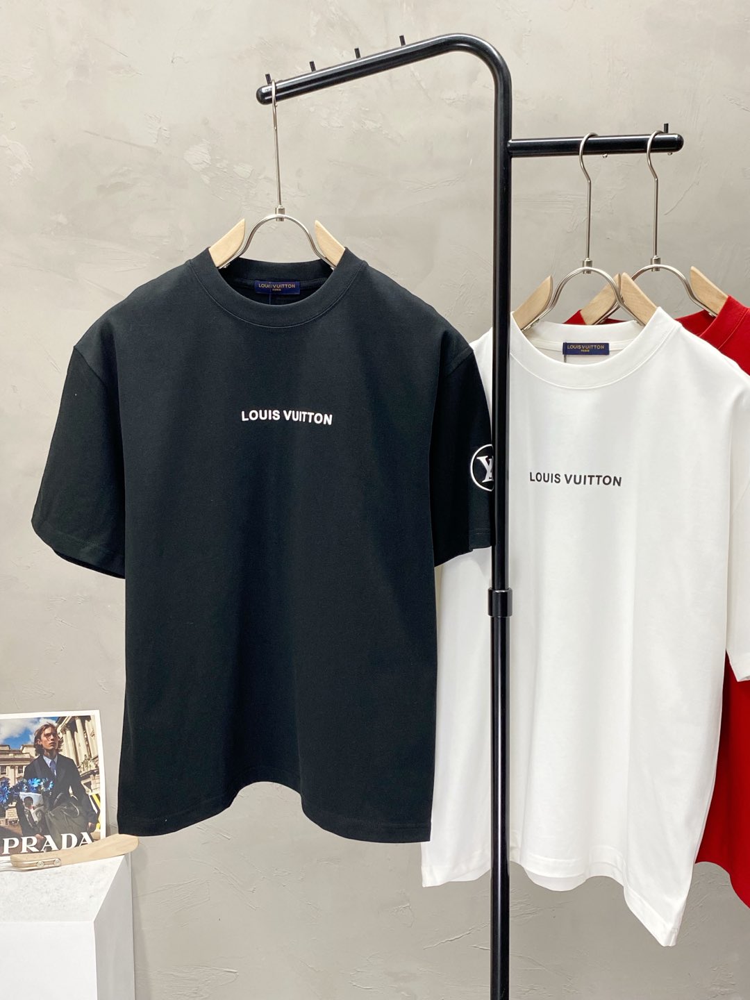    。Louis Vuitton路易威登💥独家专供新款原单男士休闲春夏短袖 高端  高端版本 时尚百搭