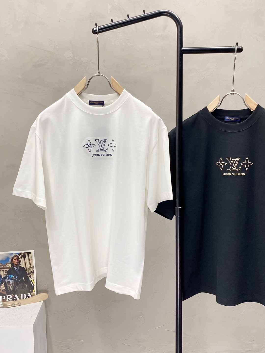    。Louis Vuitton路易威登💥独家专供新款原单男士休闲春夏短袖 高端  高端版本 时尚百搭