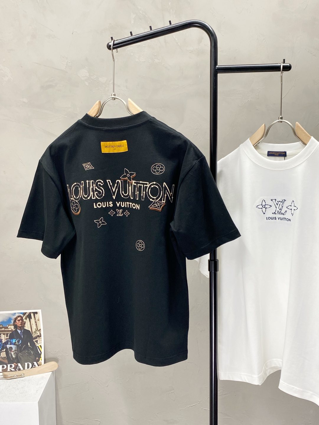    。Louis Vuitton路易威登💥独家专供新款原单男士休闲春夏短袖 高端  高端版本 时尚百搭