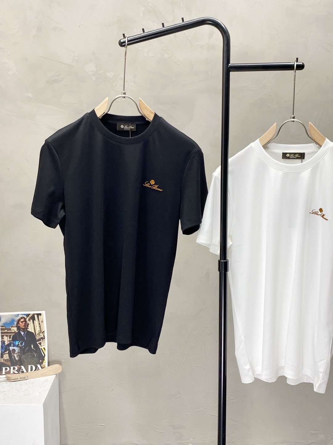    。lP🆕-Loro Piano诺悠翩雅💥独家专供新款原单男士休闲春夏短袖 高端  高端版本 时尚百