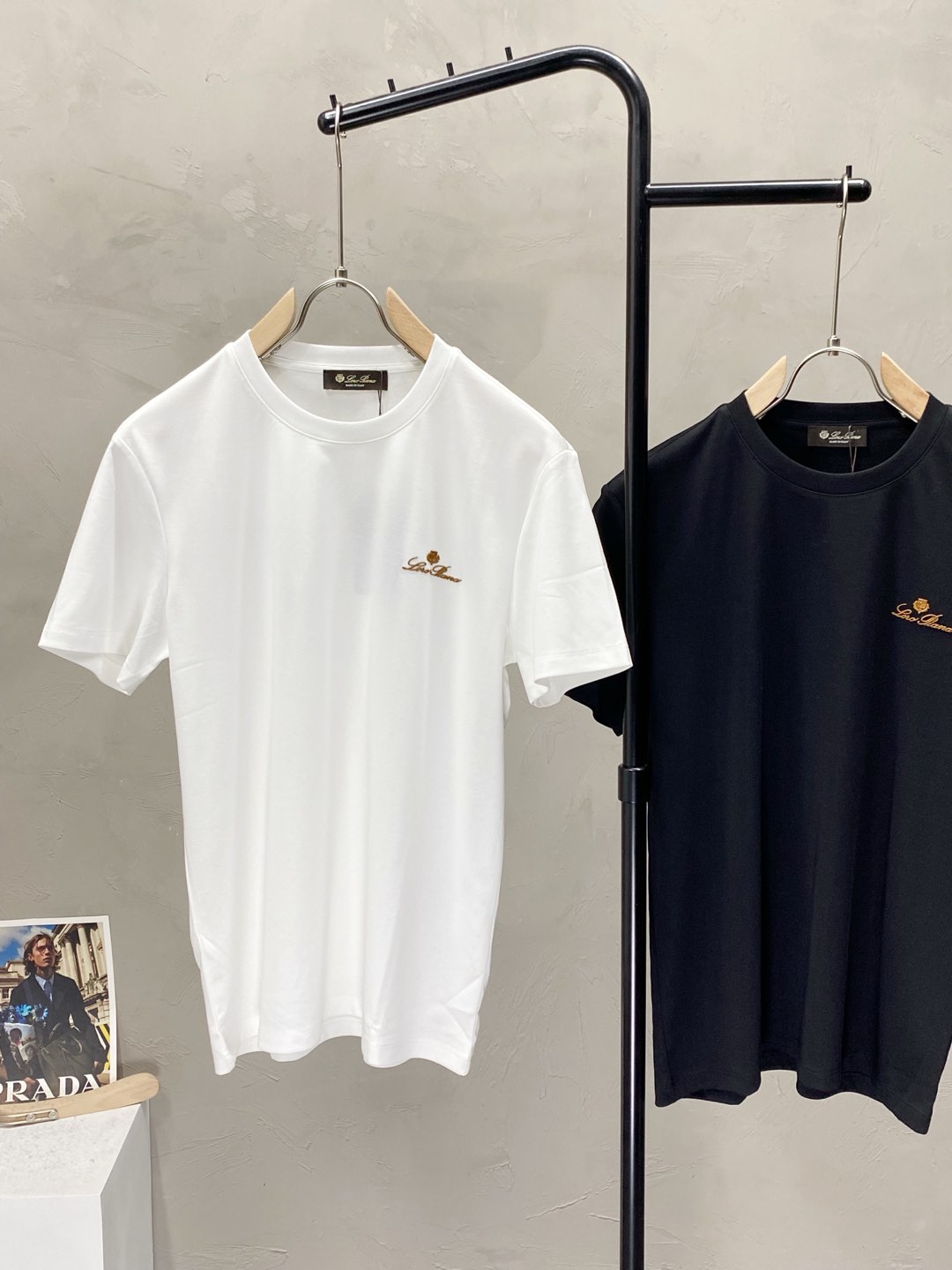    。lP🆕-Loro Piano诺悠翩雅💥独家专供新款原单男士休闲春夏短袖 高端  高端版本 时尚百