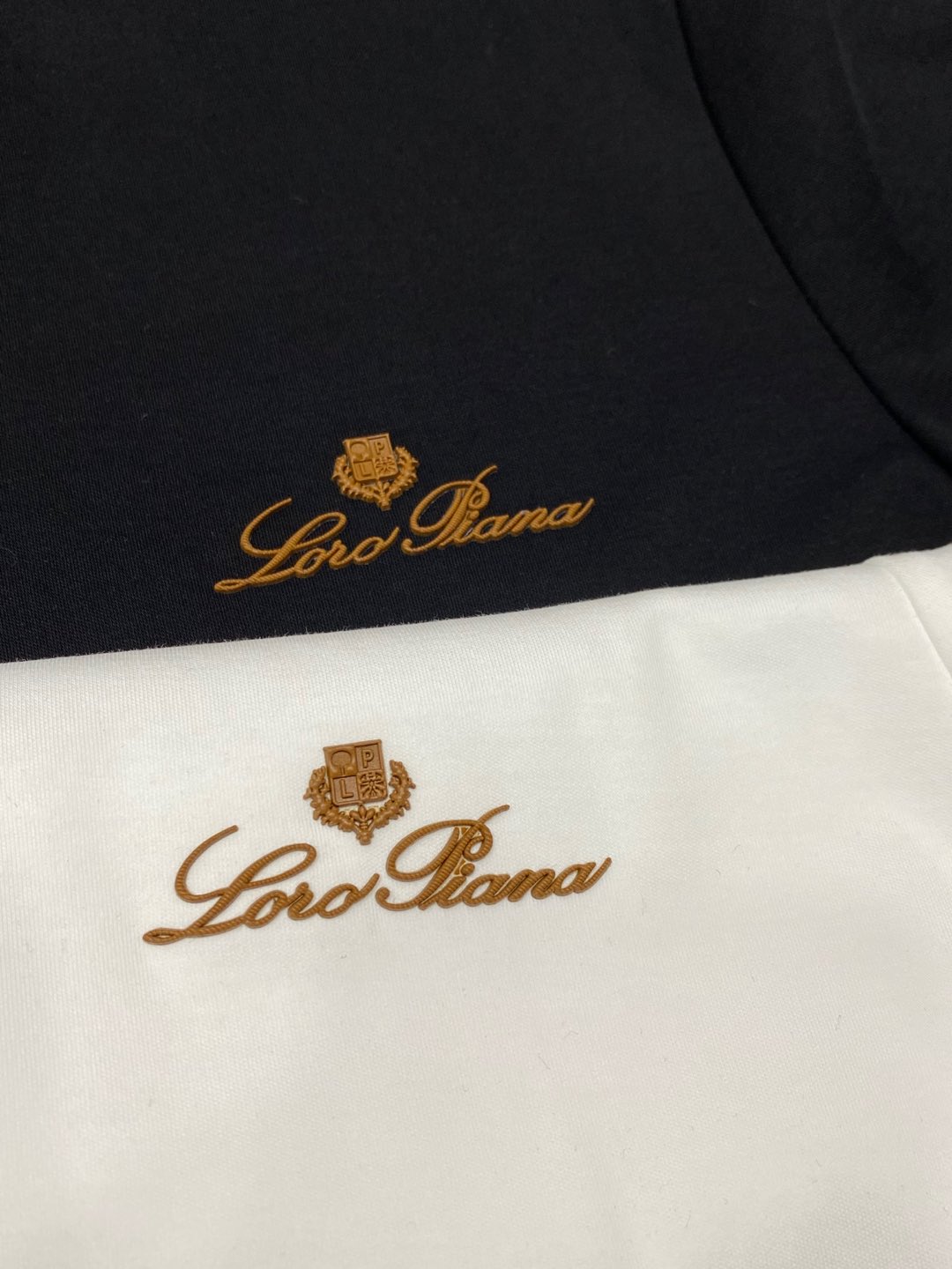    。lP🆕-Loro Piano诺悠翩雅💥独家专供新款原单男士休闲春夏短袖 高端  高端版本 时尚百