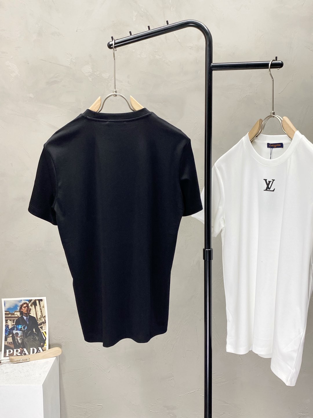    。Louis Vuitton路易威登💥独家专供新款原单男士休闲春夏短袖 高端  高端版本 时尚百搭