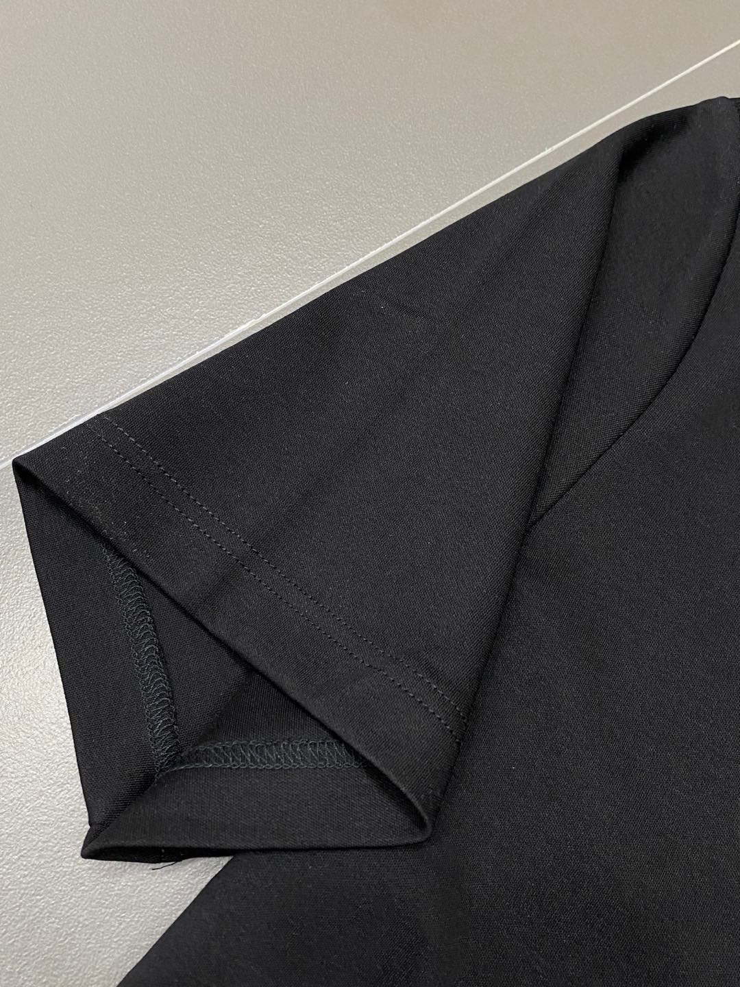    。Loewe罗意威💥独家专供新款原单男士休闲春夏短袖 高端  高端版本 时尚百搭爆款⚠️⚠️✨✨进