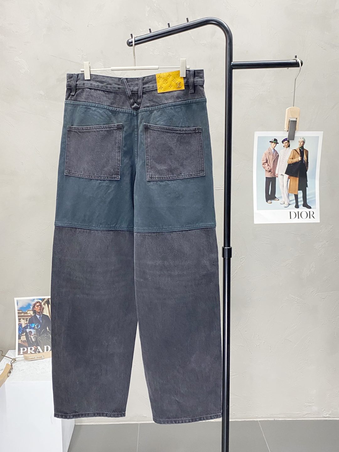  。Louis Vuitton路易威登💥独家专供新款休闲阔腿牛仔裤👖高端版本！专柜 面料 透气舒适度高，