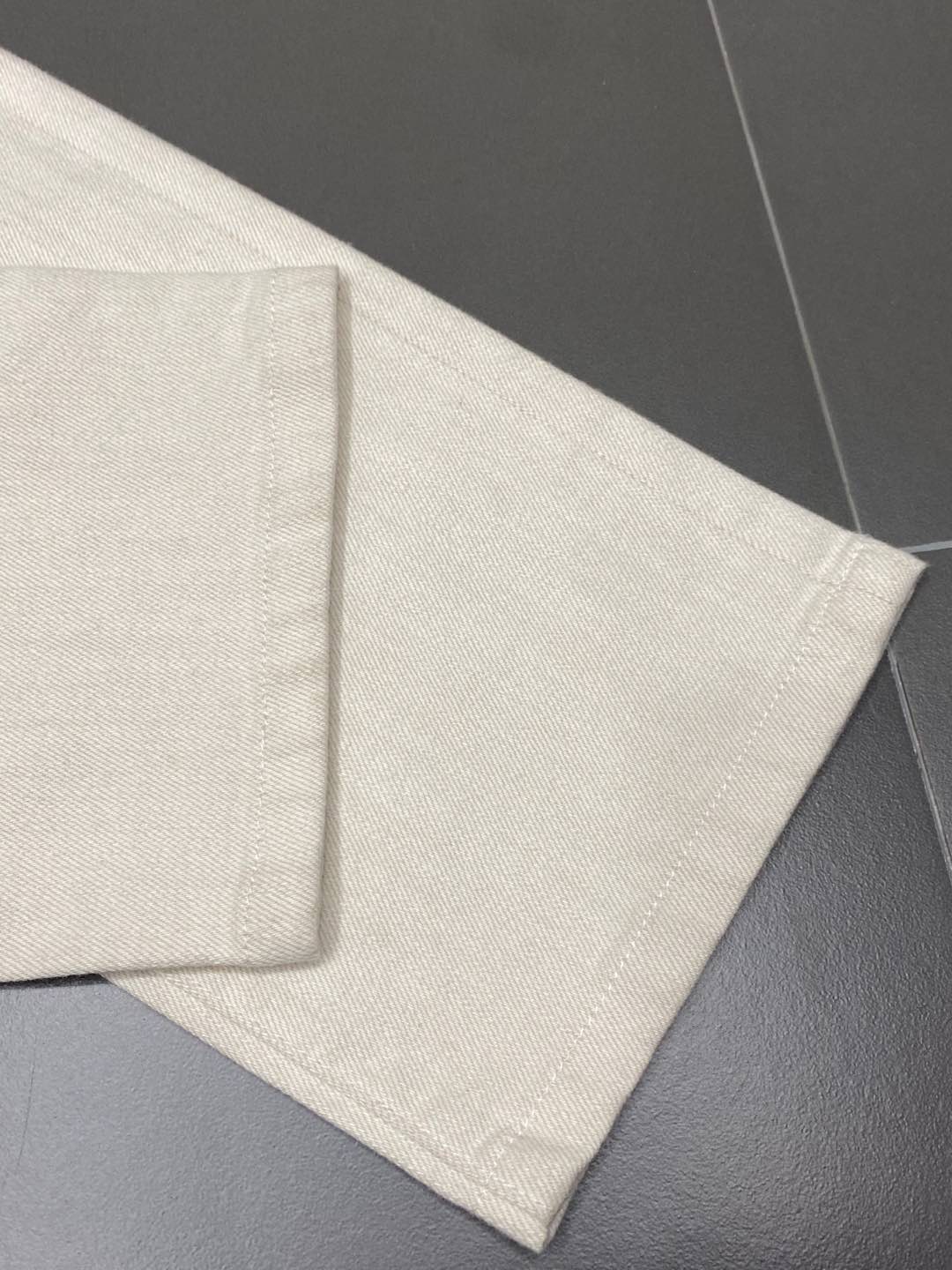    。Louis Vuitton路易威登💥独家专供新款休闲春夏牛仔裤👖高端版本！专柜 面料 透气舒适度