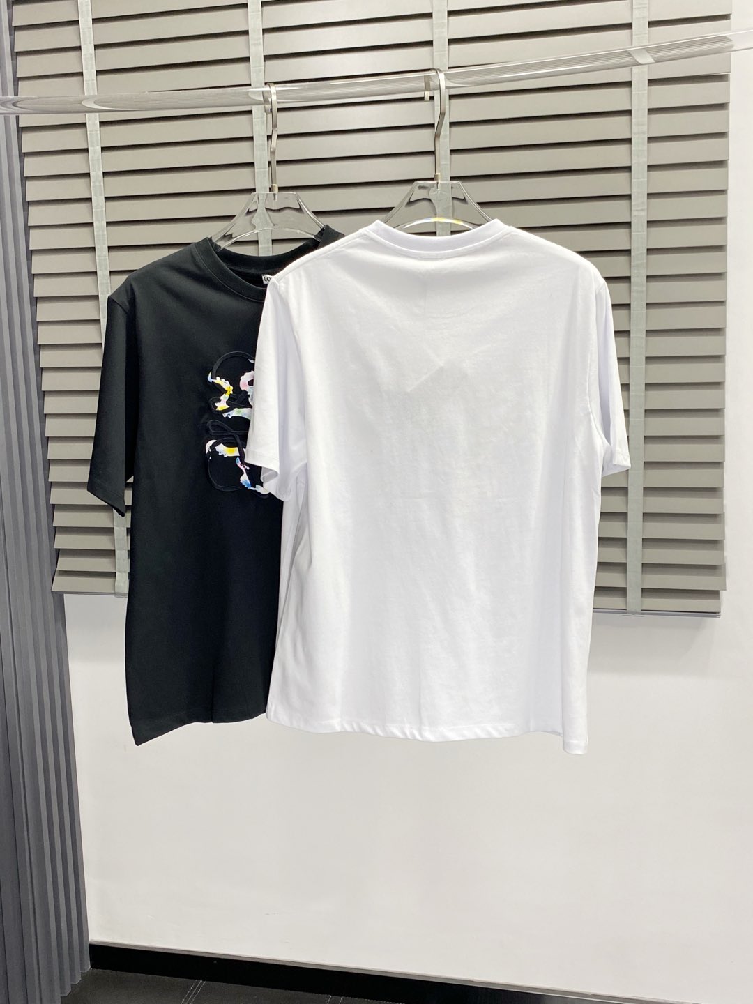    。Loewe罗意威💥独家专供新款原单男士休闲春夏短袖 高端  高端版本 时尚百搭爆款⚠️⚠️✨✨进