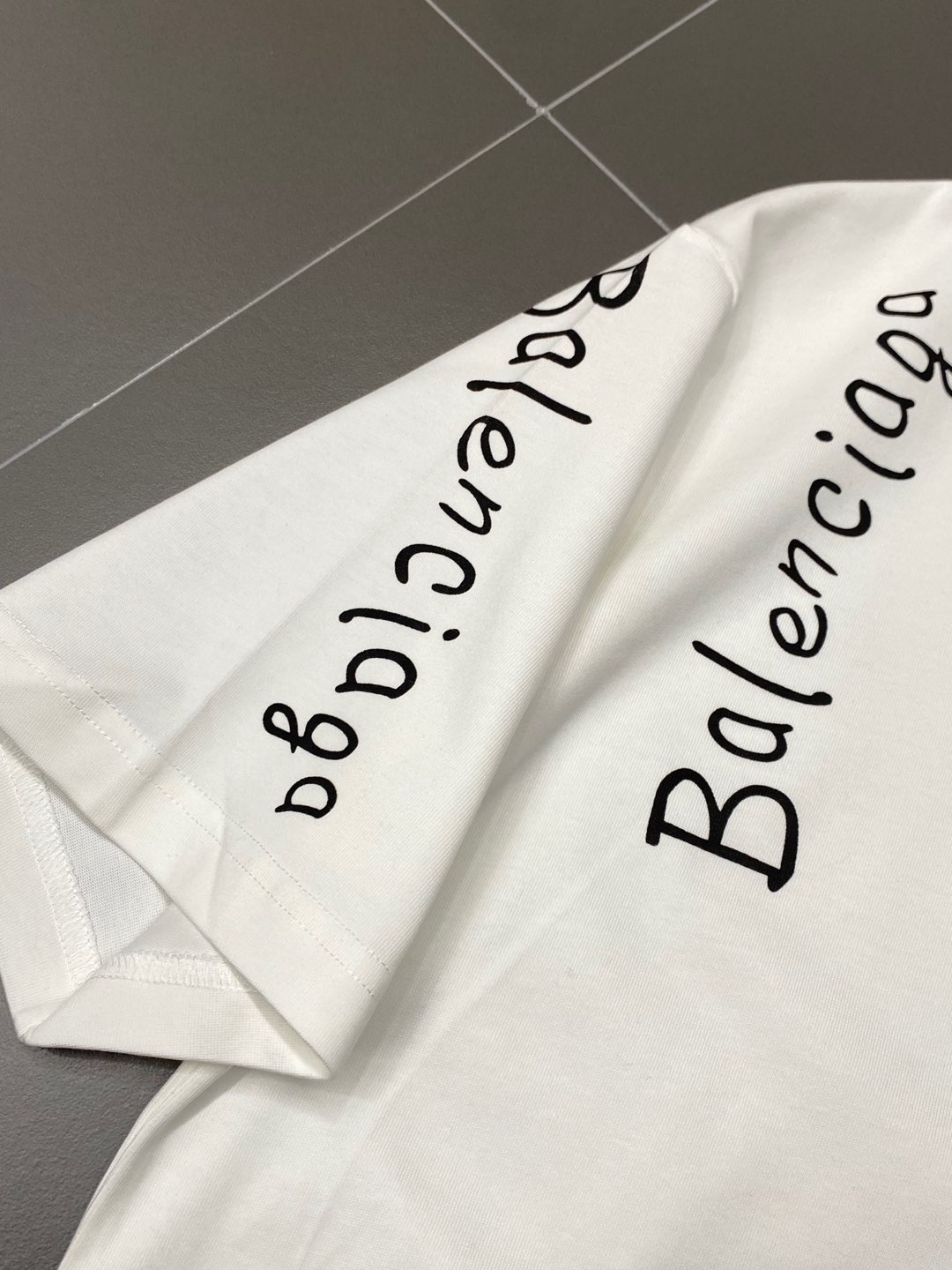    。Balenciga巴黎世家💥独家专供新款原单男士休闲春夏短袖 高端  高端版本 时尚百搭爆款⚠️