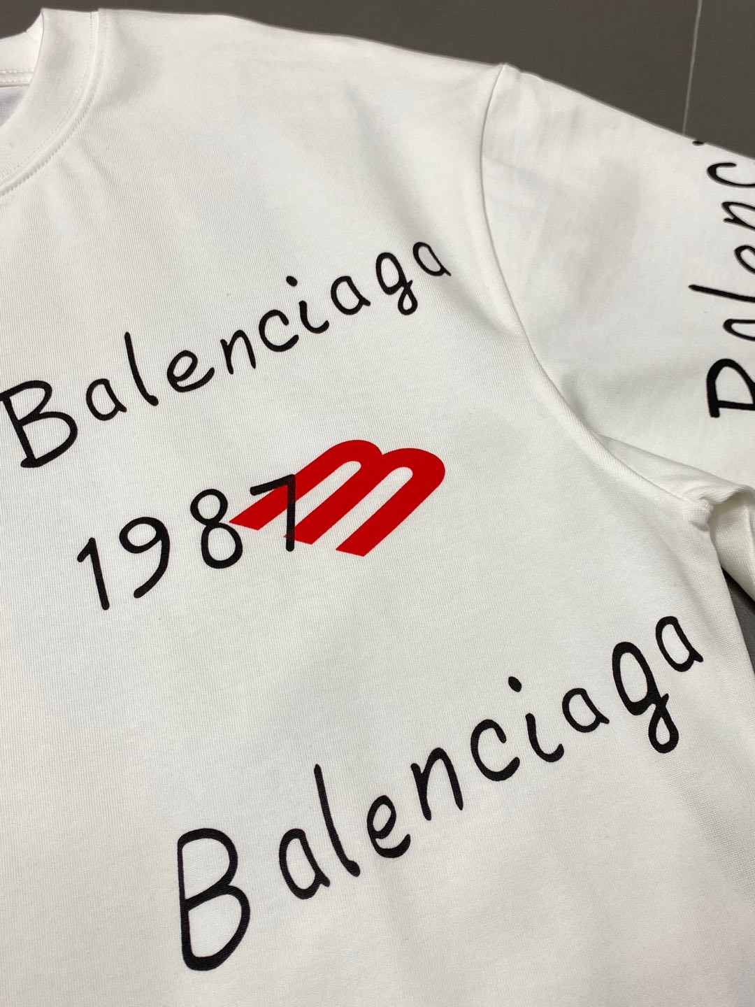    。Balenciga巴黎世家💥独家专供新款原单男士休闲春夏短袖 高端  高端版本 时尚百搭爆款⚠️