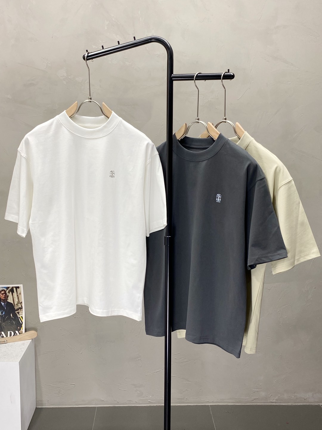 Brunello Cucinelli Men's Casual Short Sleeve T-Shirt, Premium Quality