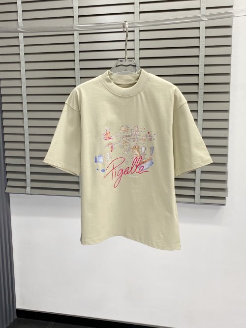 Balenciaga Men's Beige Short Sleeve T-Shirt with Graphic Print - Casual Style 1 Balenciaga Men's Beige Short Sleeve T-Shirt with Graphic Print - Casual Style