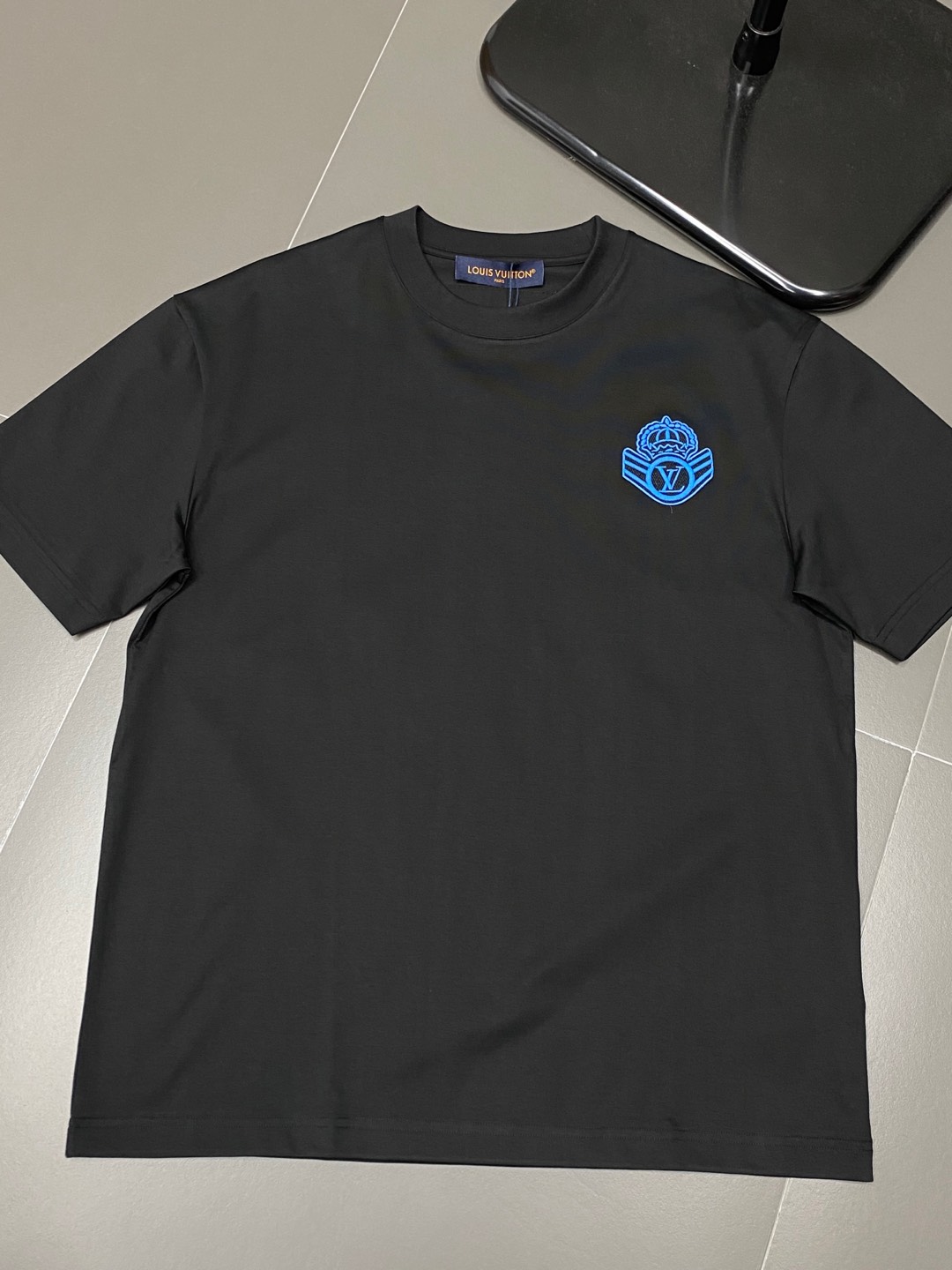  。Louis Vuitton路易威登💥独家专供新款原单男士休闲短袖 高端  高版本 时尚百搭爆款⚠️⚠