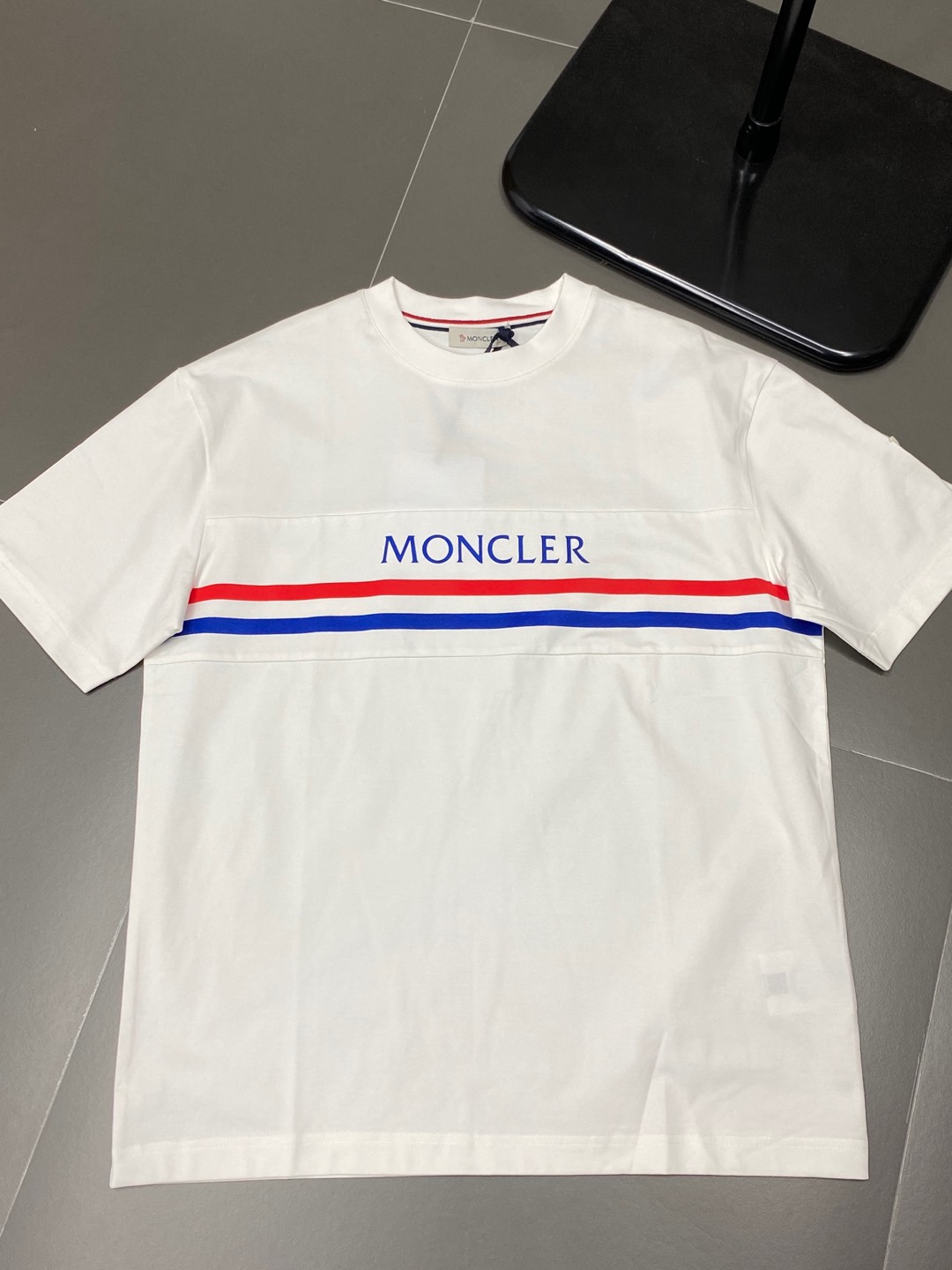  。Moncler蒙口💥独家专供新款原单男士休闲短袖 高端  高版本 时尚百搭爆款⚠️⚠️✨✨进口面料 