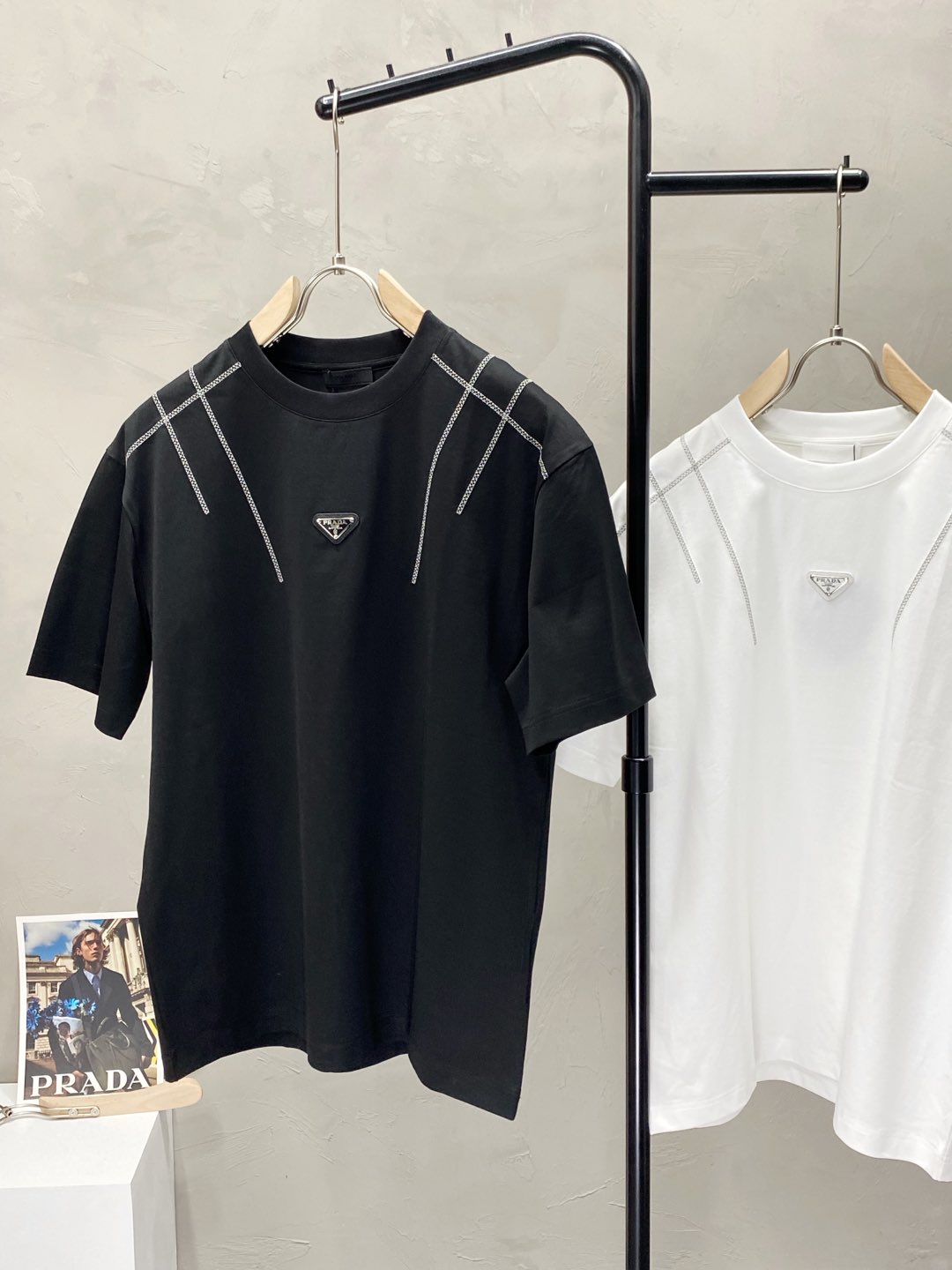  。Prada普拉达💥独家专供新款原单男士休闲短袖 高端  高版本 时尚百搭爆款⚠️⚠️✨✨进口面料 手