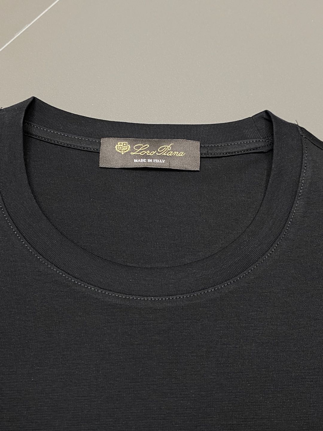    。lP🆕-Loro Piano诺悠翩雅💥独家专供新款原单男士休闲春夏短袖 高端  高端版本 时尚百