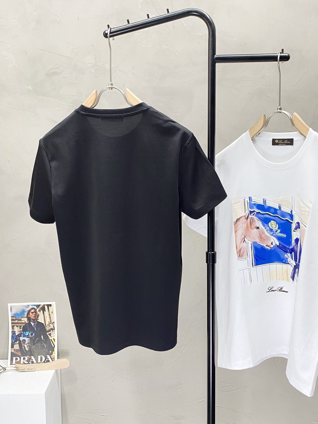    。lP🆕-Loro Piano诺悠翩雅💥独家专供新款原单男士休闲春夏短袖 高端  高端版本 时尚百