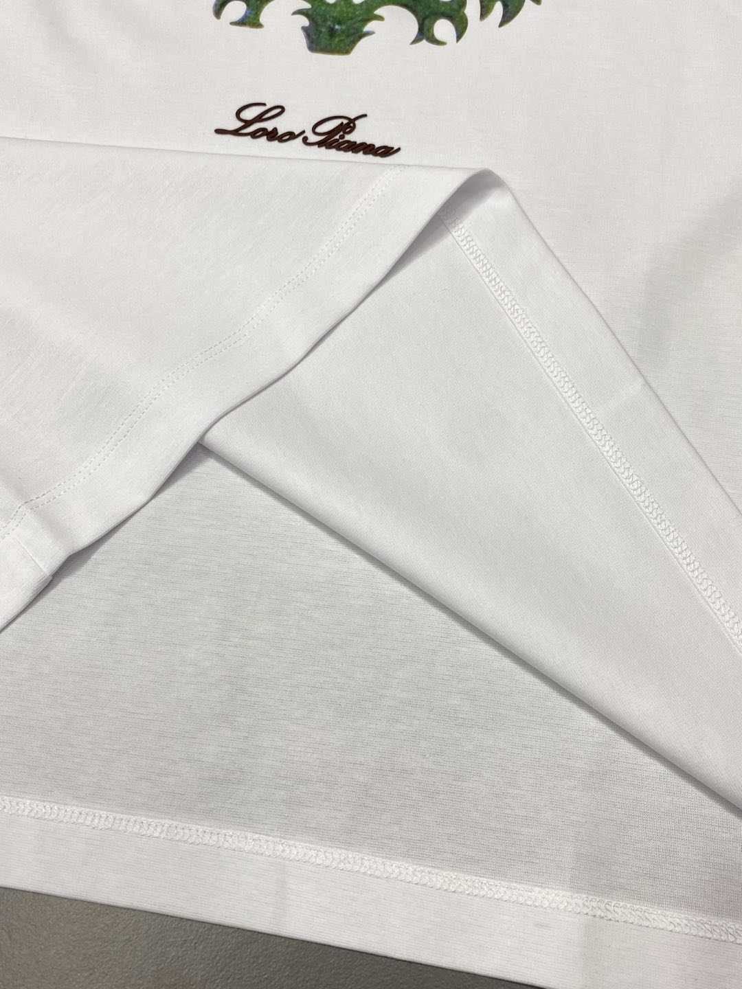    。lP🆕-Loro Piano诺悠翩雅💥独家专供新款原单男士休闲春夏短袖 高端  高端版本 时尚百