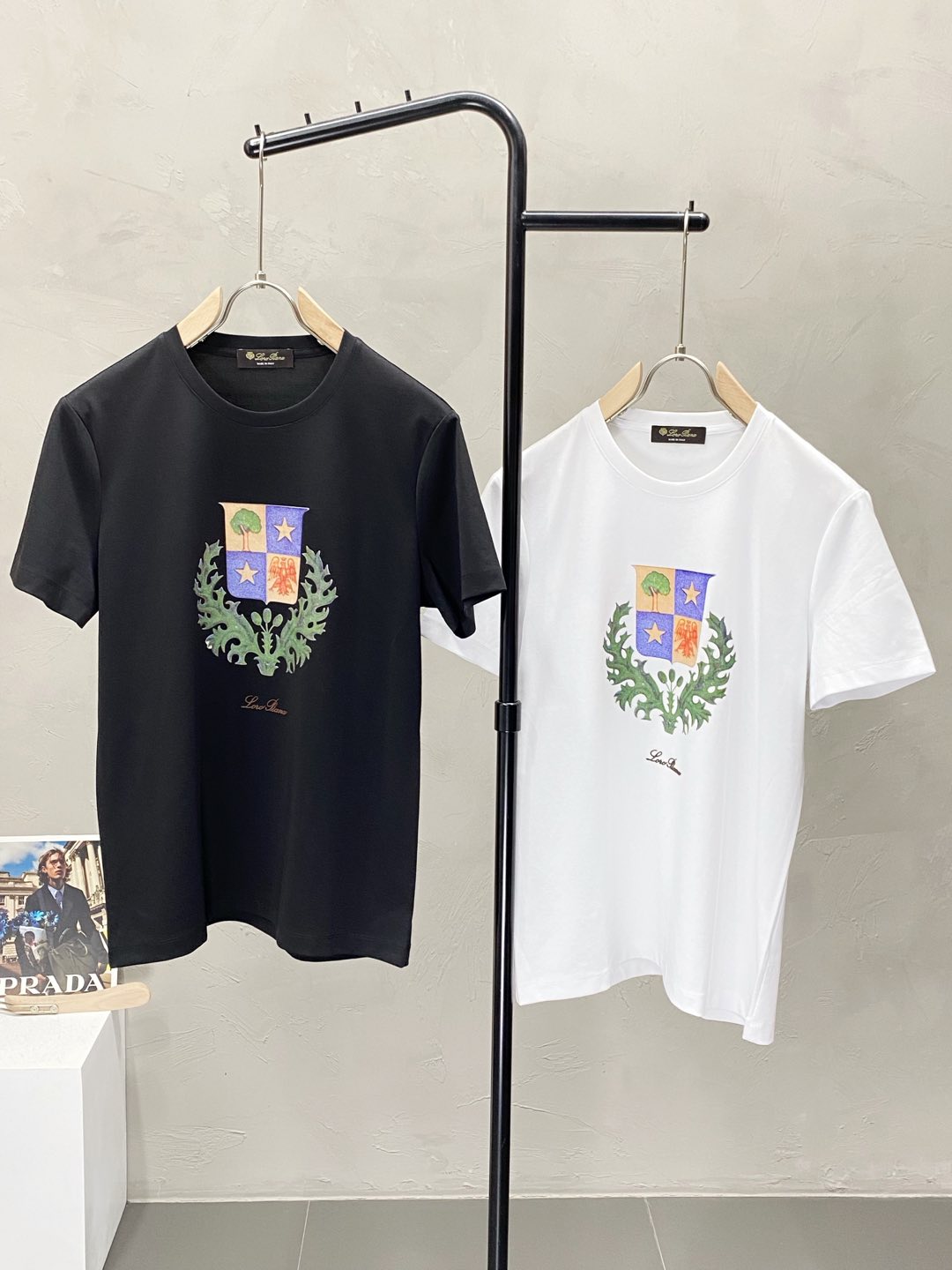    。lP🆕-Loro Piano诺悠翩雅💥独家专供新款原单男士休闲春夏短袖 高端  高端版本 时尚百