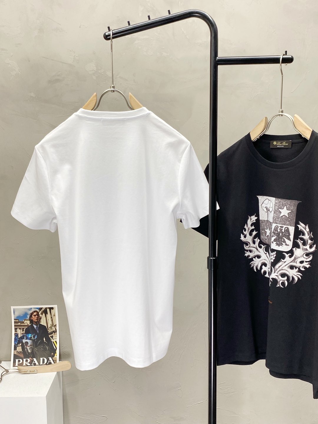    。lP🆕-Loro Piano诺悠翩雅💥独家专供新款原单男士休闲春夏短袖 高端  高端版本 时尚百