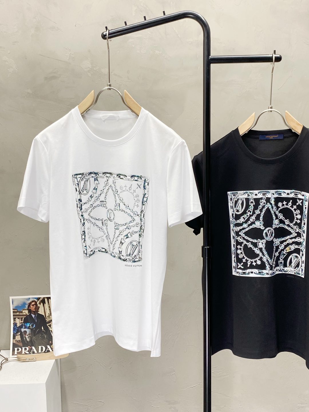    。Louis Vuitton路易威登💥独家专供新款原单男士休闲春夏短袖 高端  高端版本 时尚百搭