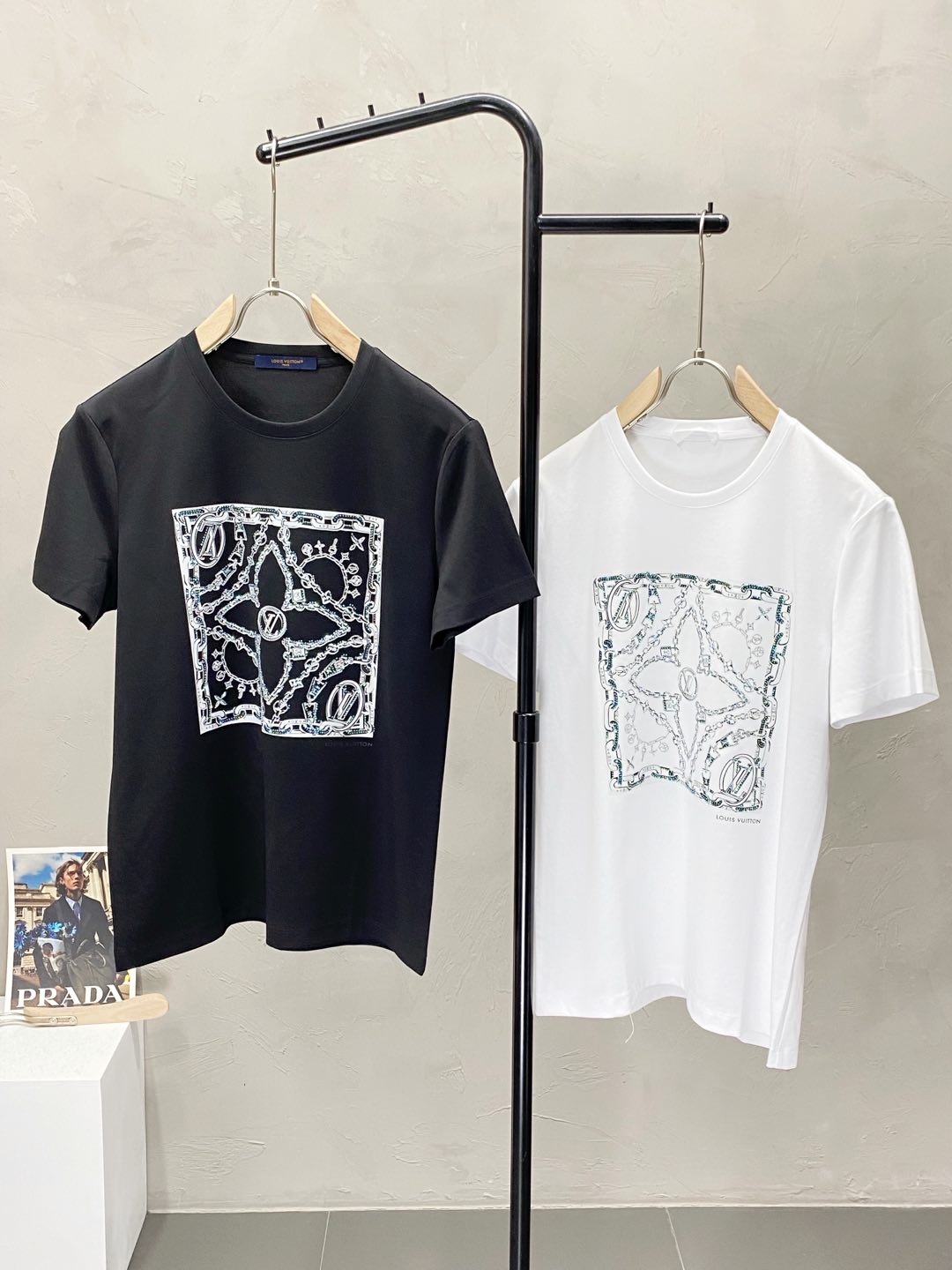    。Louis Vuitton路易威登💥独家专供新款原单男士休闲春夏短袖 高端  高端版本 时尚百搭