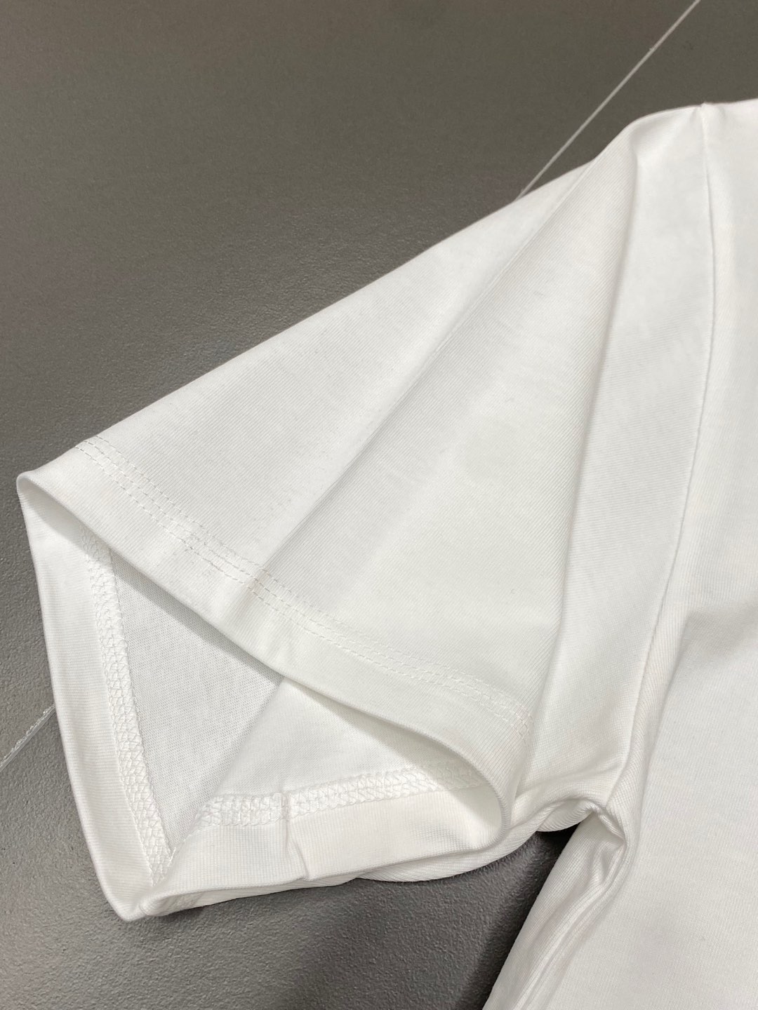    。Louis Vuitton路易威登💥独家专供新款原单男士休闲春夏短袖 高端  高端版本 时尚百搭