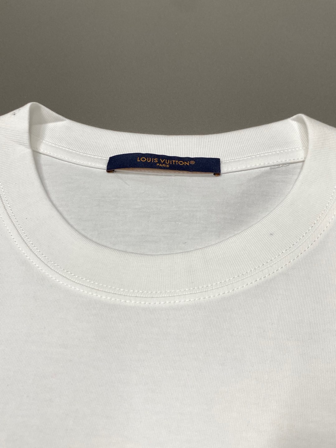    。Louis Vuitton路易威登💥独家专供新款原单男士休闲春夏短袖 高端  高端版本 时尚百搭