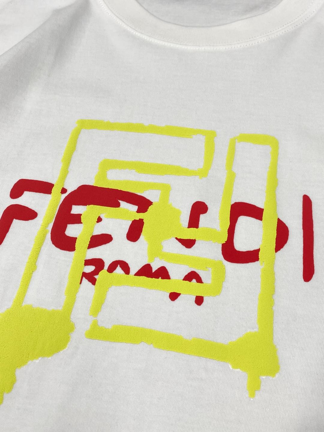    。FENDI芬迪💥独家专供新款原单男士休闲春夏短袖 高端  高端版本 时尚百搭爆款⚠️⚠️✨✨进口