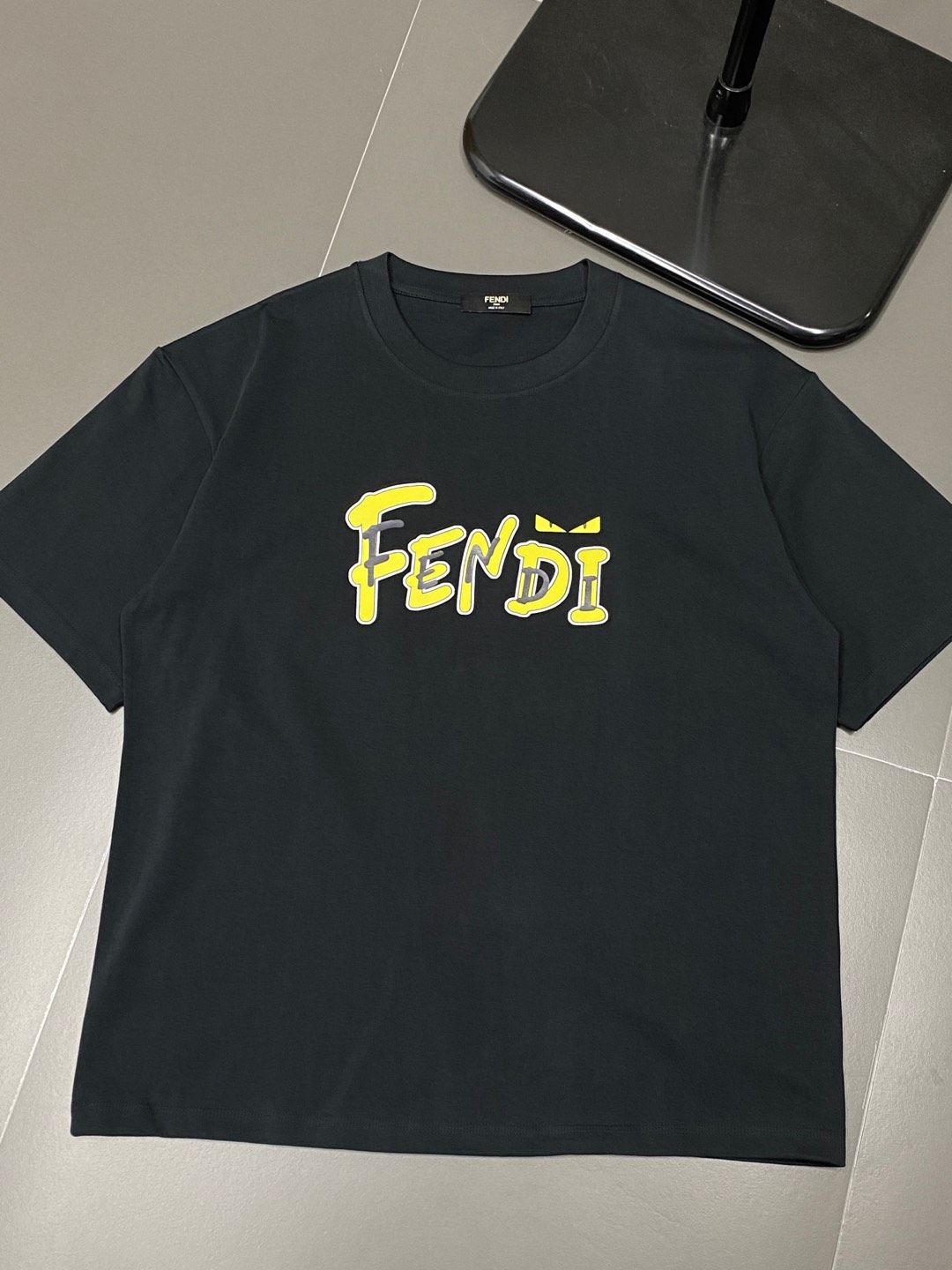    。FENDI芬迪💥独家专供新款原单男士休闲春夏短袖 高端  高端版本 时尚百搭爆款⚠️⚠️✨✨进口