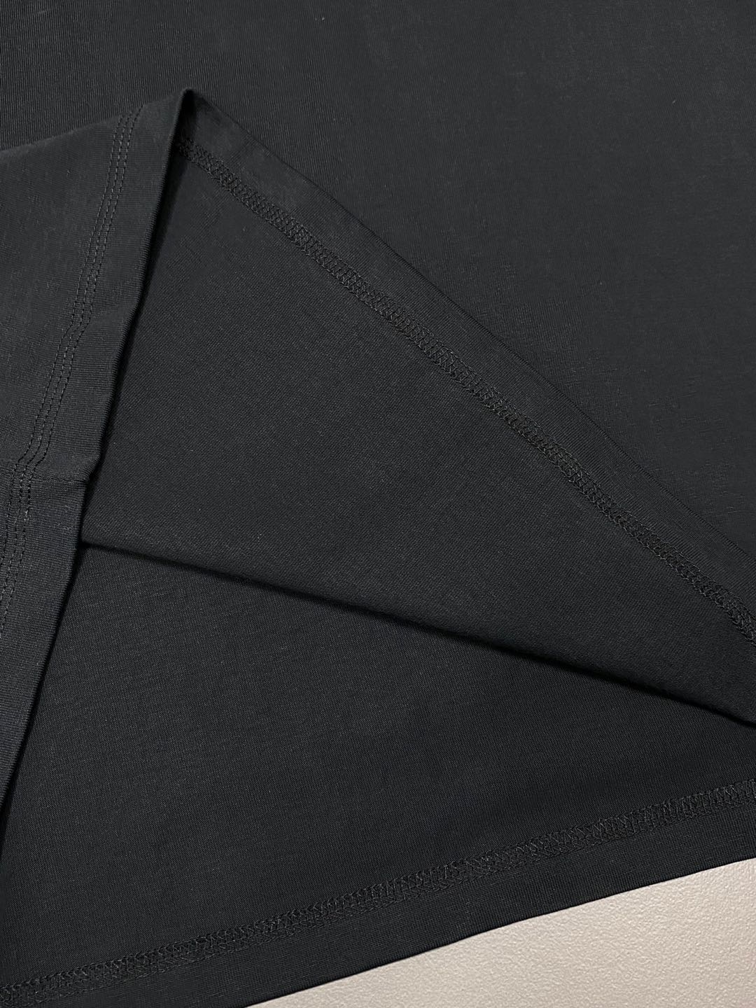    。FENDI芬迪💥独家专供新款原单男士休闲春夏短袖 高端  高端版本 时尚百搭爆款⚠️⚠️✨✨进口