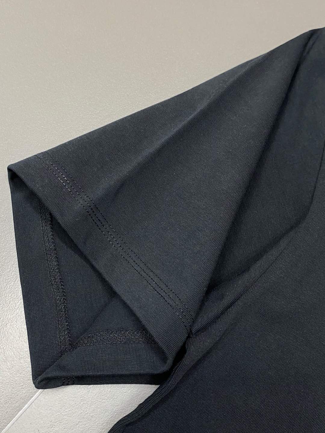    。Prada普拉达💥独家专供新款原单男士休闲春夏短袖 高端  高端版本 时尚百搭爆款⚠️⚠️✨✨进