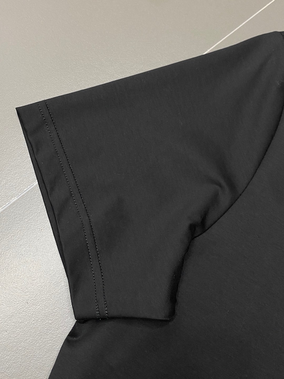  。Dior迪奥💥独家专供新款原单男士休闲短袖 高端  高版本 时尚百搭爆款⚠️⚠️✨✨进口面料 手感超