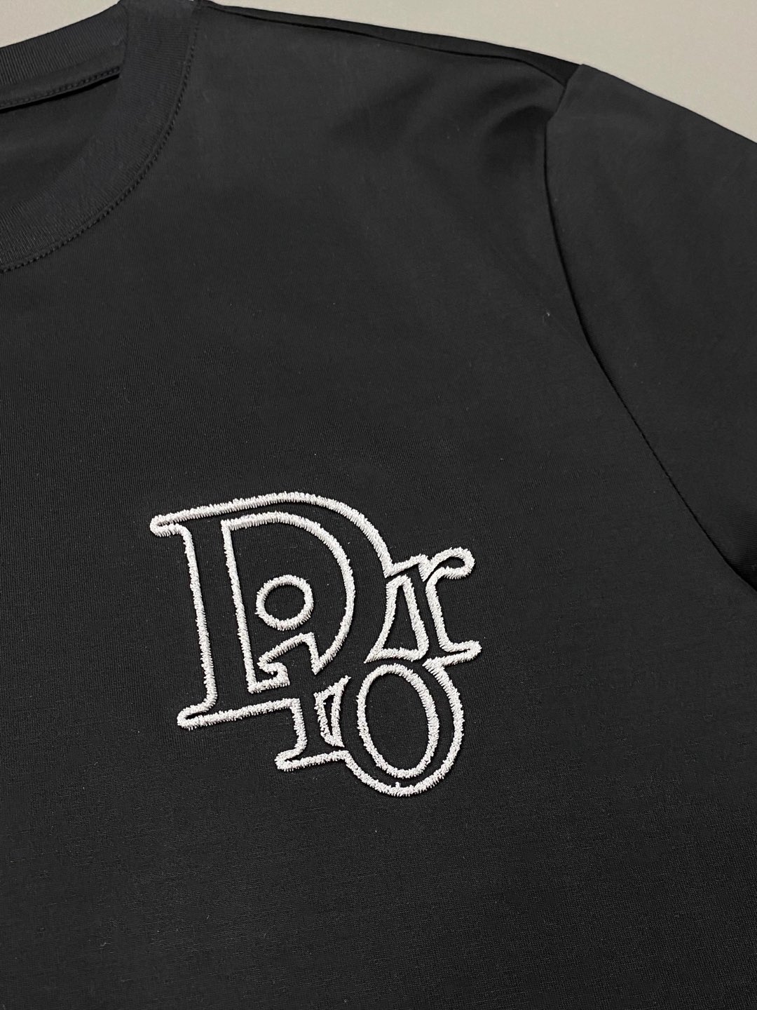  。Dior迪奥💥独家专供新款原单男士休闲短袖 高端  高版本 时尚百搭爆款⚠️⚠️✨✨进口面料 手感超