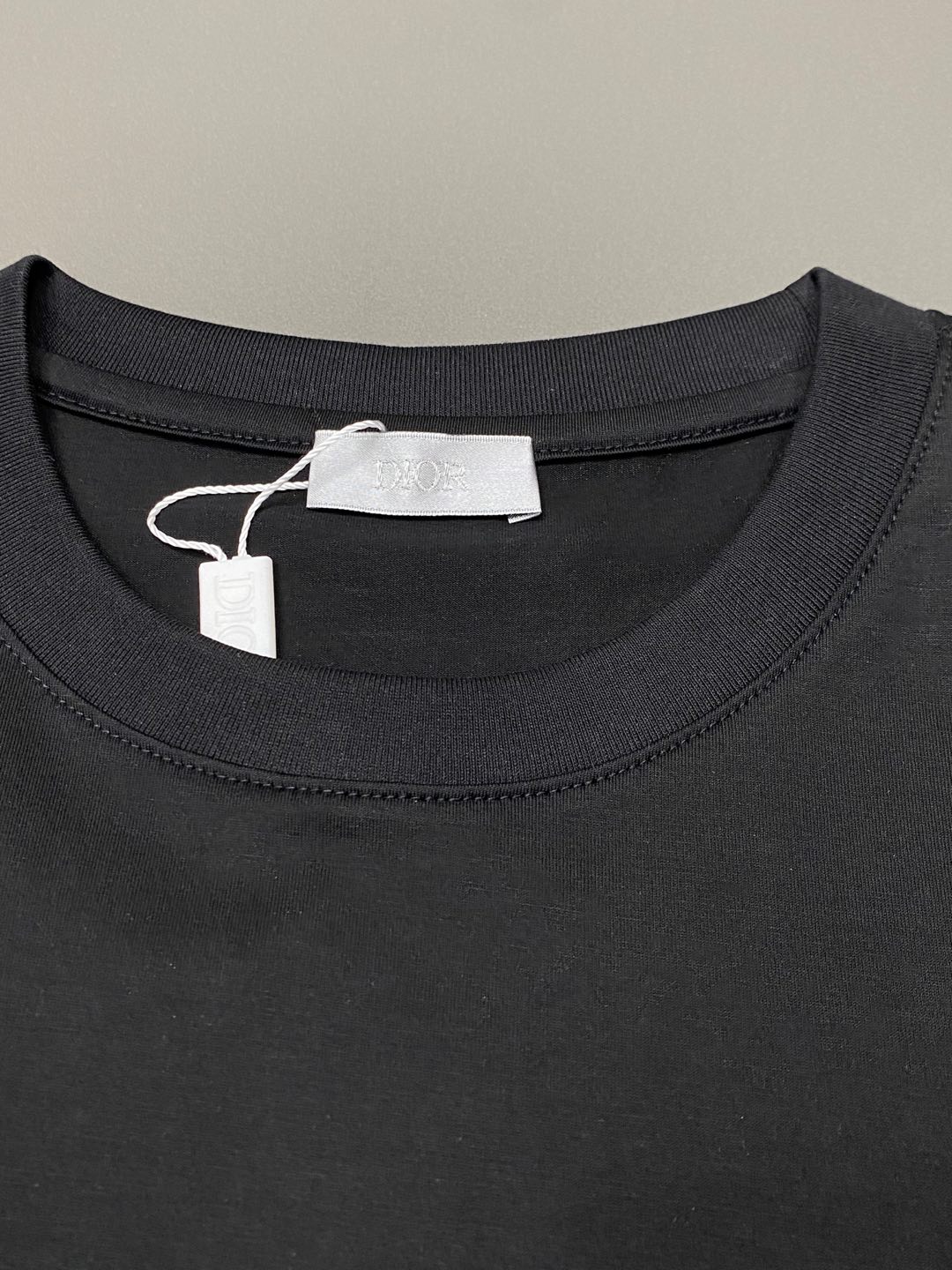  。Dior迪奥💥独家专供新款原单男士休闲短袖 高端  高版本 时尚百搭爆款⚠️⚠️✨✨进口面料 手感超