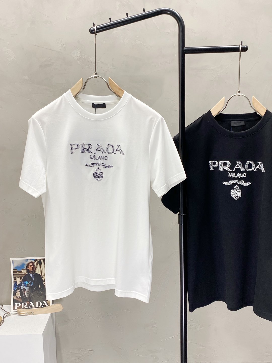  。Prada普拉达💥独家专供新款原单男士休闲短袖 高端  高版本 时尚百搭爆款⚠️⚠️✨✨进口面料 手