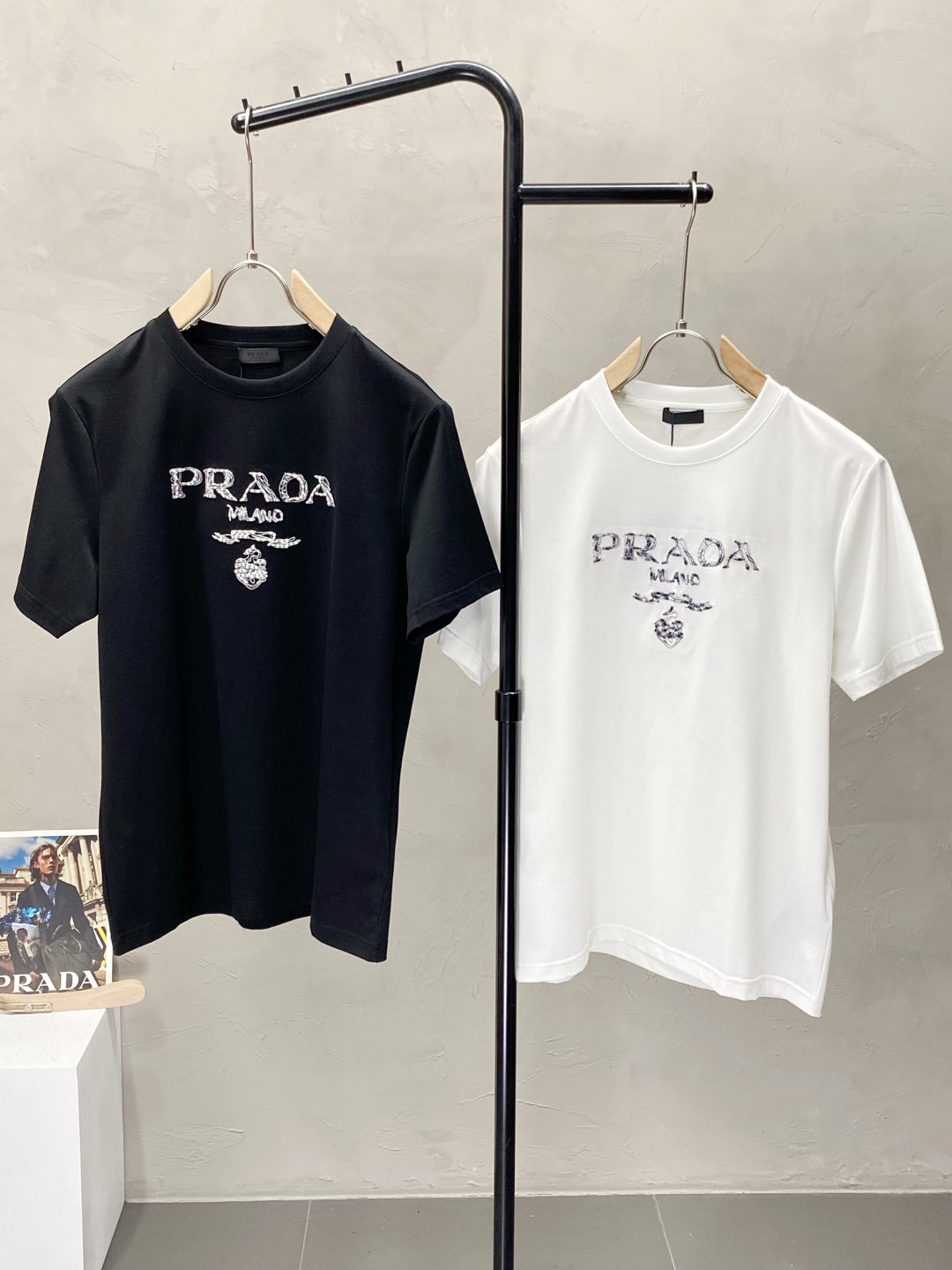  。Prada普拉达💥独家专供新款原单男士休闲短袖 高端  高版本 时尚百搭爆款⚠️⚠️✨✨进口面料 手