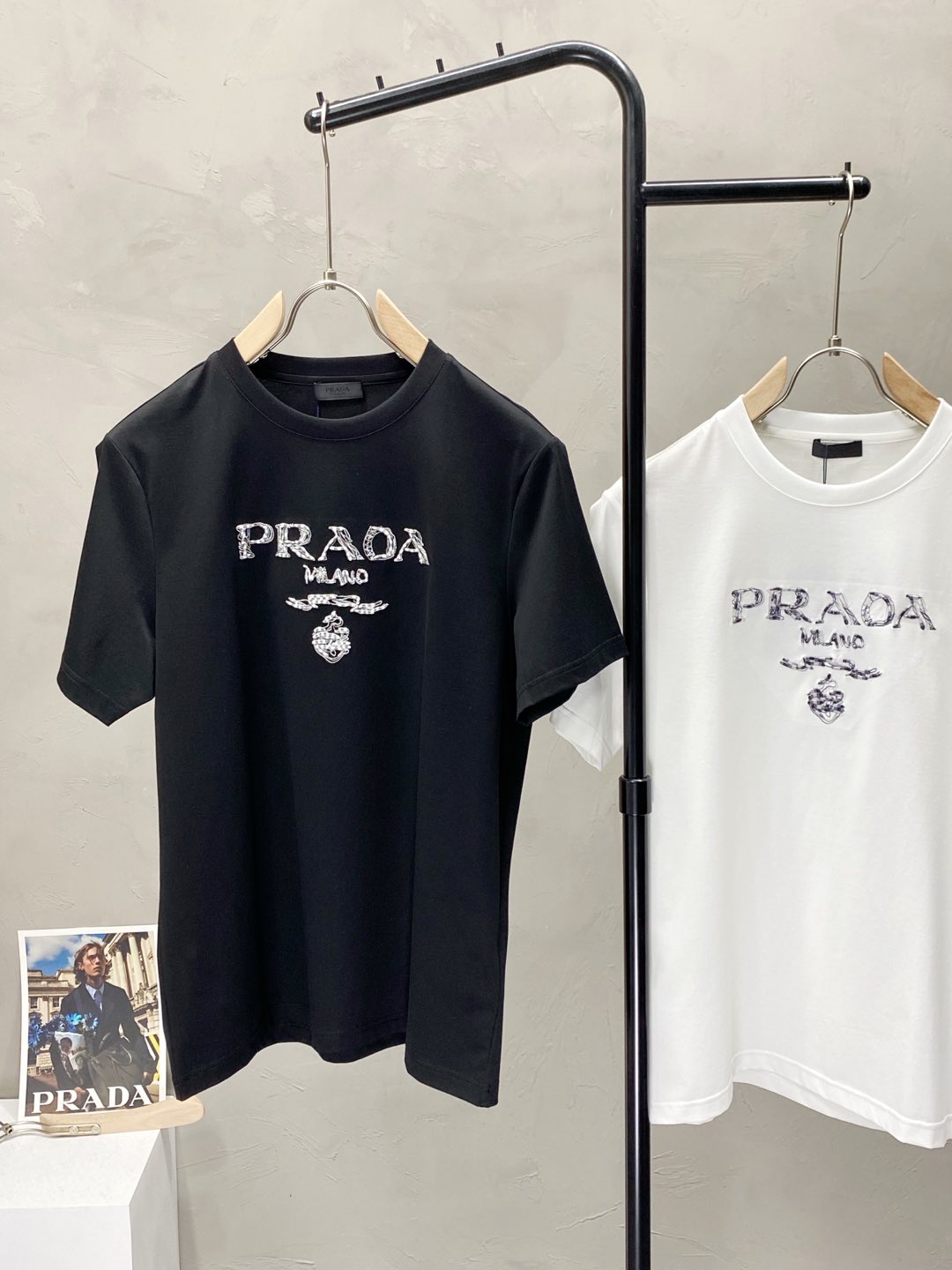  。Prada普拉达💥独家专供新款原单男士休闲短袖 高端  高版本 时尚百搭爆款⚠️⚠️✨✨进口面料 手