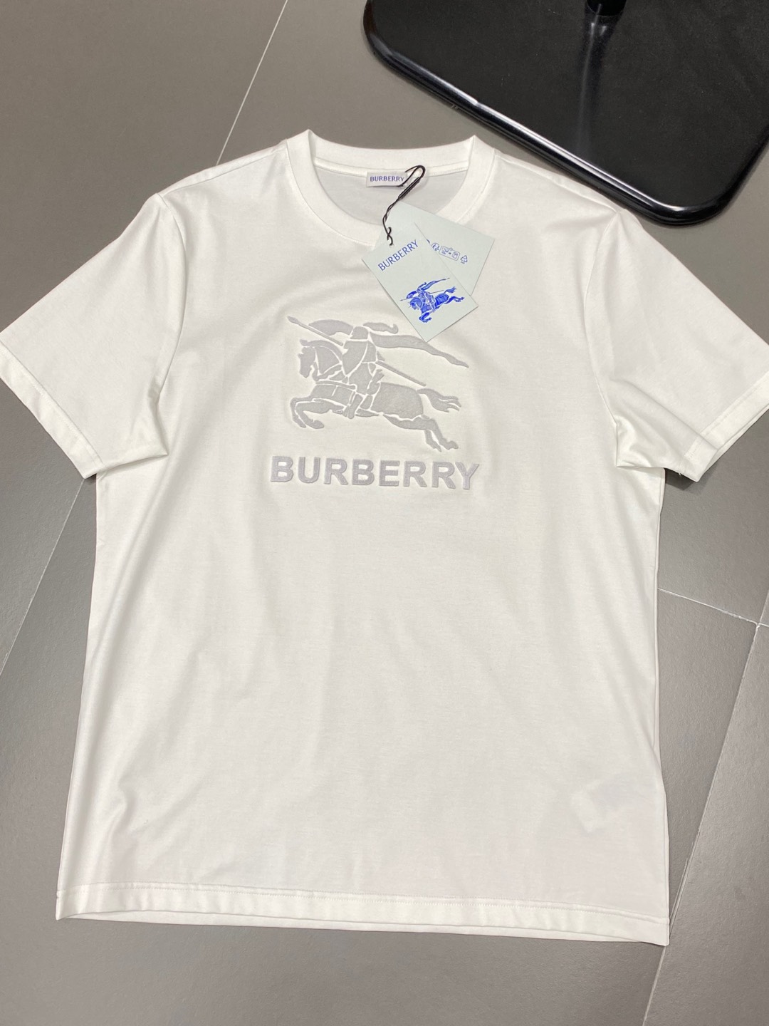  。Burberry巴宝莉💥独家专供新款原单男士休闲短袖 高端  高版本 时尚百搭爆款⚠️⚠️✨✨进口面