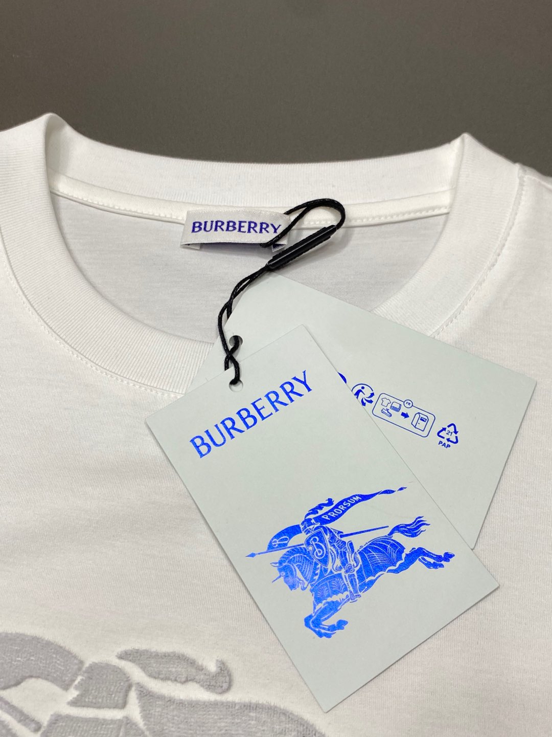  。Burberry巴宝莉💥独家专供新款原单男士休闲短袖 高端  高版本 时尚百搭爆款⚠️⚠️✨✨进口面