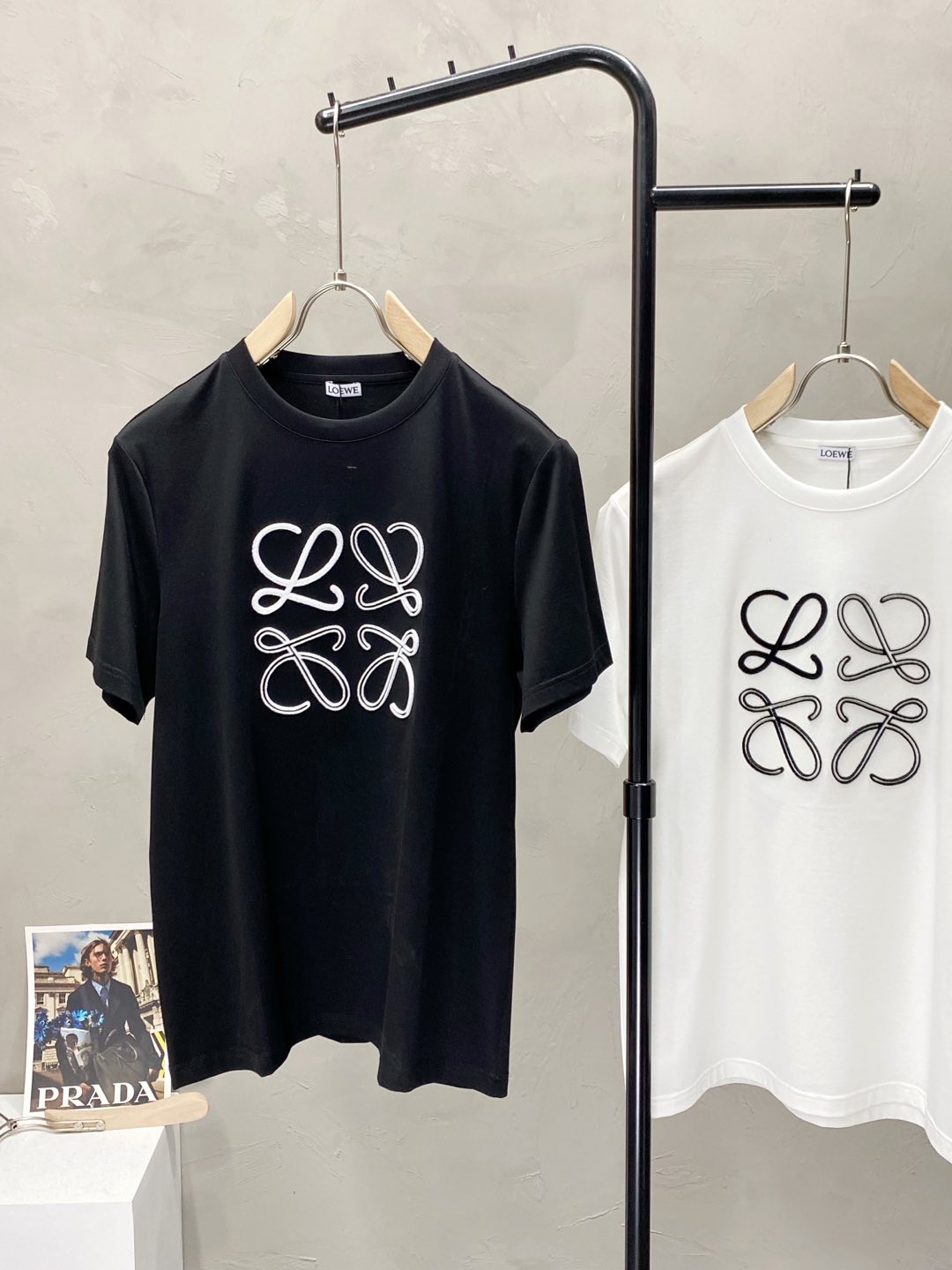  。Loewe罗意威💥独家专供新款原单男士休闲短袖 高端  高版本 时尚百搭爆款⚠️⚠️✨✨进口面料 手