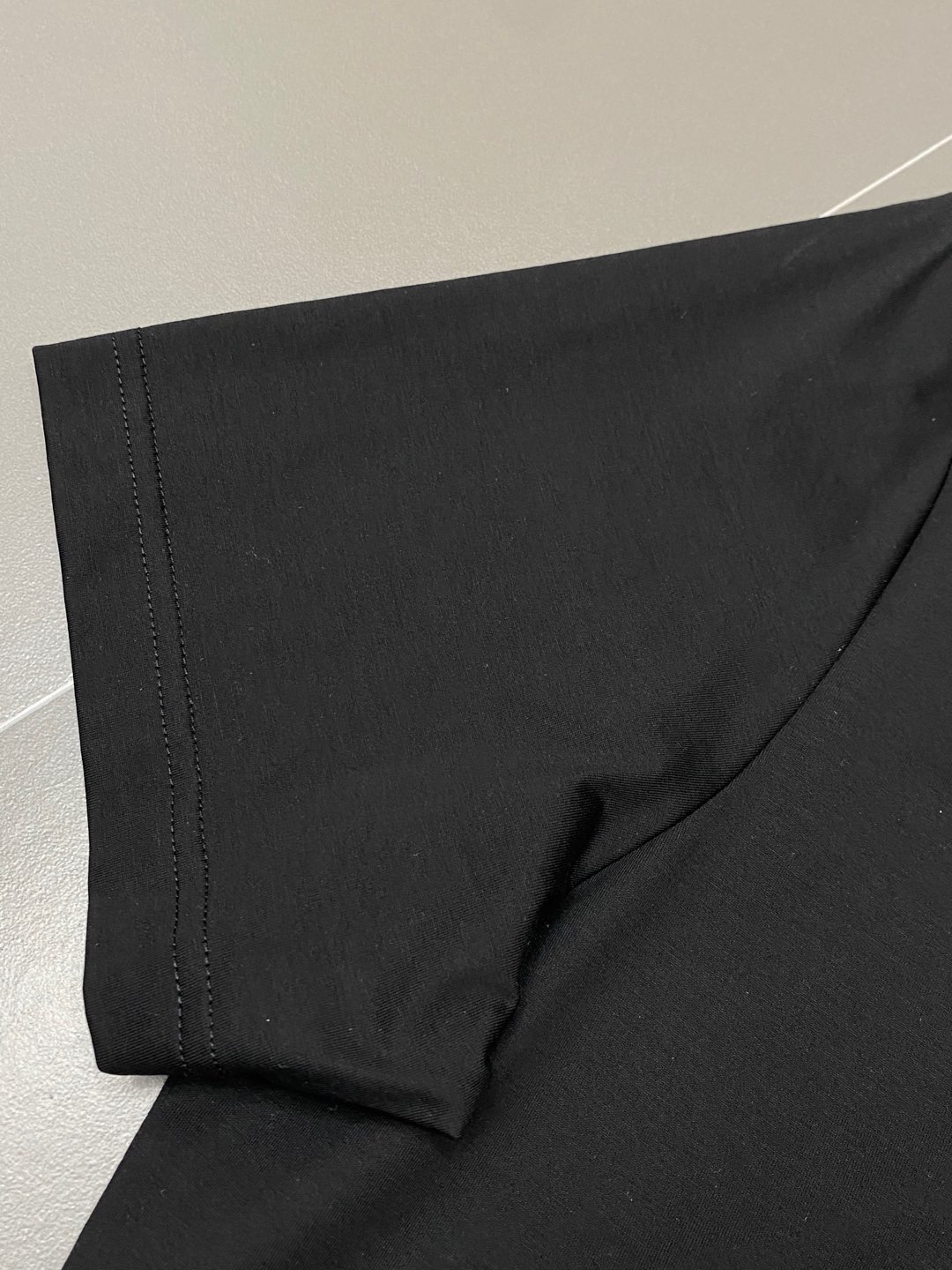  。Dior迪奥💥独家专供新款原单男士休闲短袖 高端  高版本 时尚百搭爆款⚠️⚠️✨✨进口面料 手感超