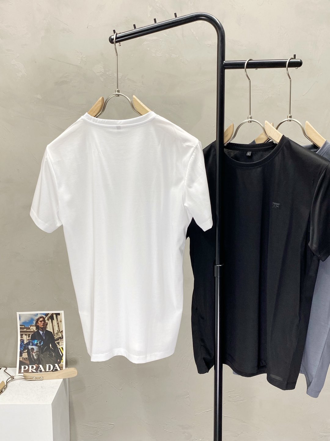    。Tom Ford汤姆福特💥独家专供新款原单男士休闲春夏短袖 高端  高端版本 时尚百搭爆款⚠️⚠