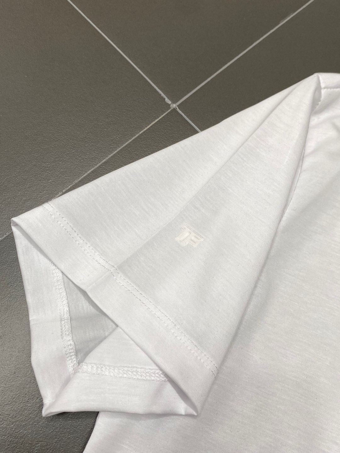    。Tom Ford汤姆福特💥独家专供新款原单男士休闲春夏短袖 高端  高端版本 时尚百搭爆款⚠️⚠