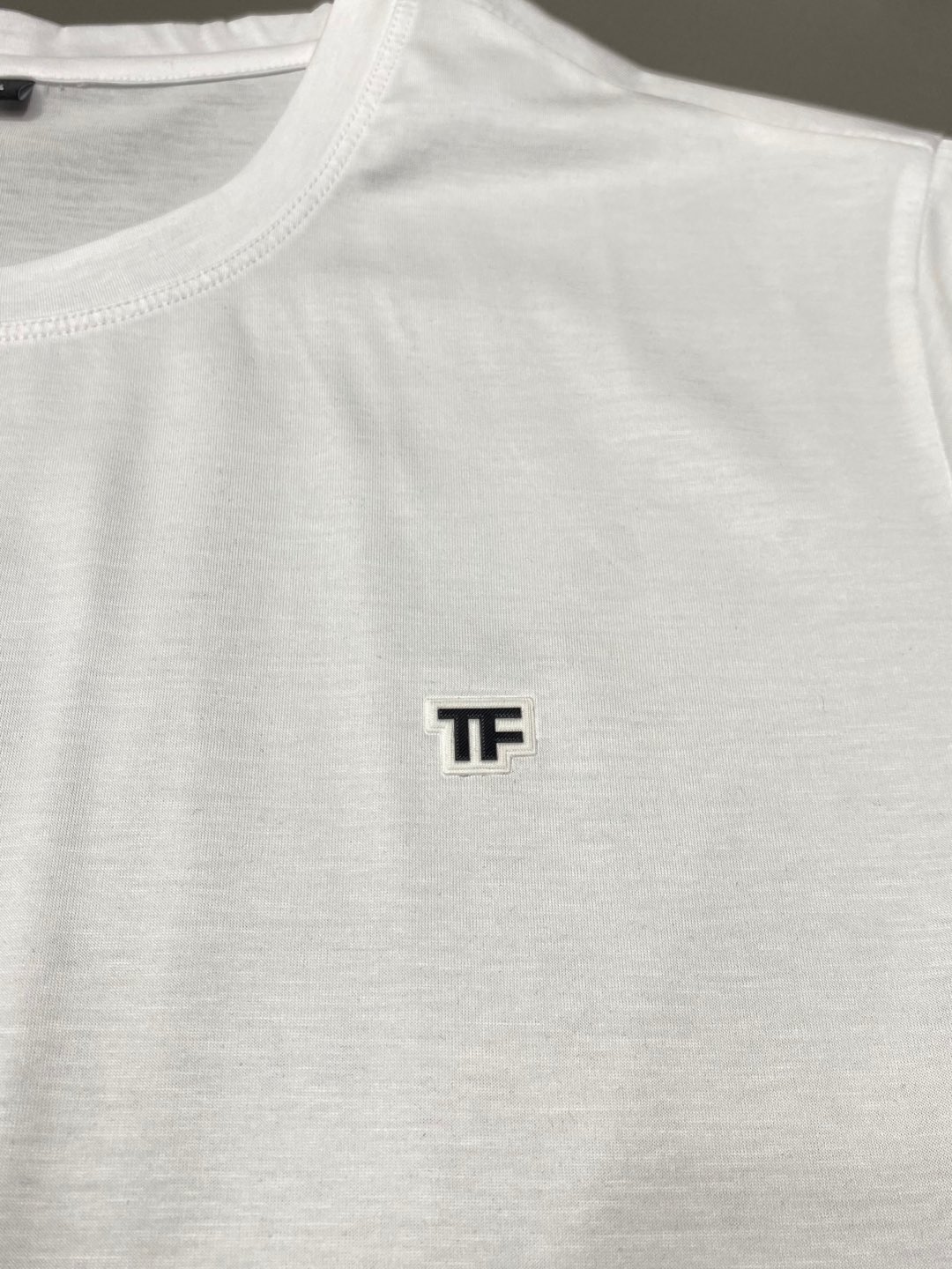    。Tom Ford汤姆福特💥独家专供新款原单男士休闲春夏短袖 高端  高端版本 时尚百搭爆款⚠️⚠